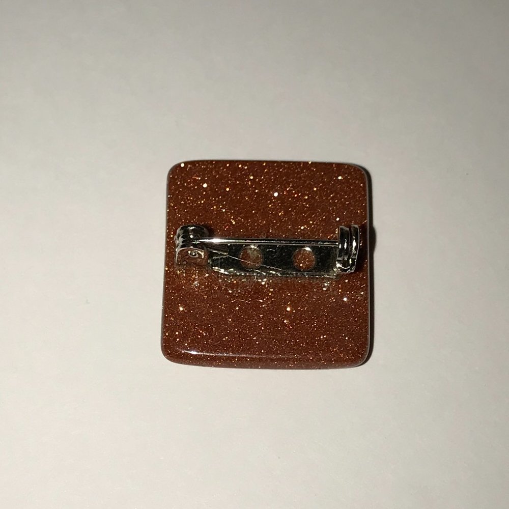 Square Gold Goldstone Pin - Picture 3 of 5